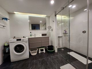 For sale studio condo in Bang Rak, Bangkok