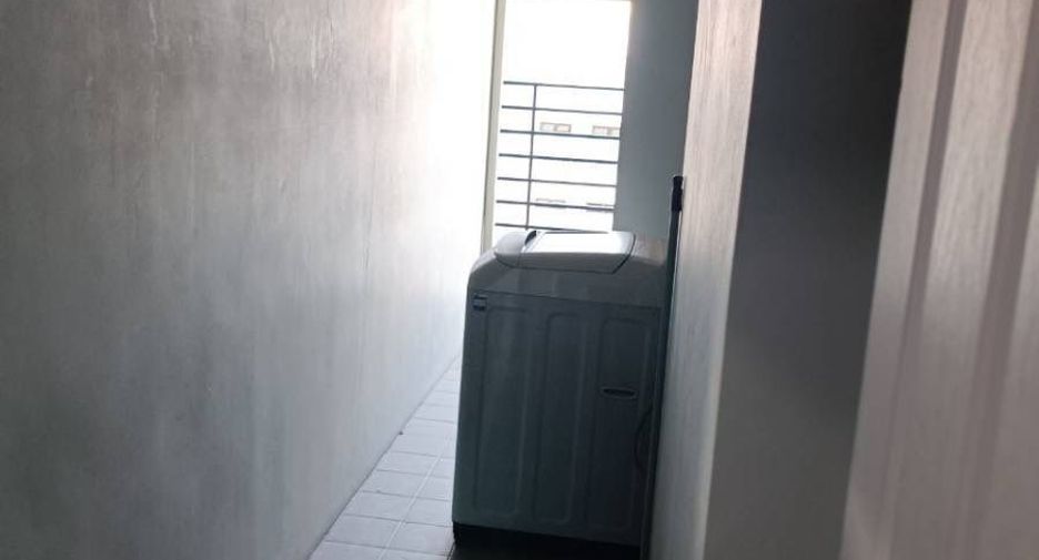 ให้เช่า 3 ห้องนอน คอนโด ใน ห้วยขวาง, กรุงเทพฯ