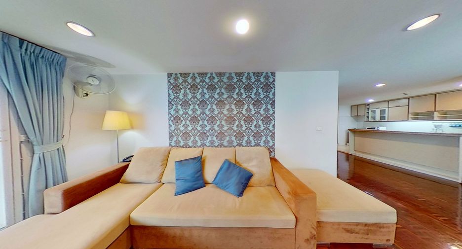For rent 2 bedrooms condo in Watthana, Bangkok