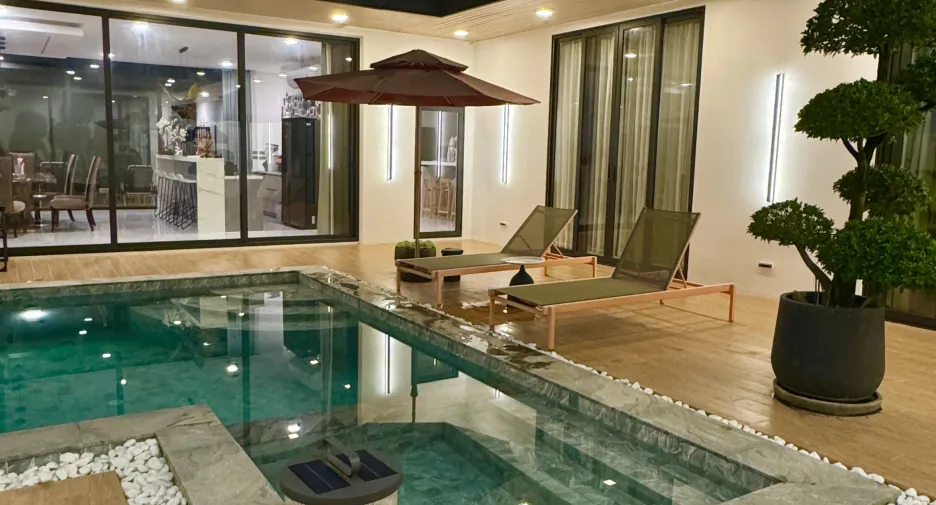 For sale 6 bedrooms villa in Thalang, Phuket