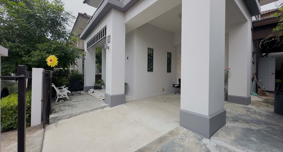 For sale 3 bedrooms house in Bang Phli, Samut Prakan