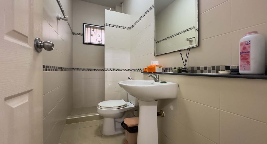 For sale 3 bedrooms house in Bang Phli, Samut Prakan