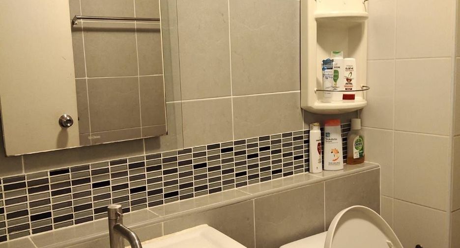 For sale 1 bed condo in Bang Kapi, Bangkok