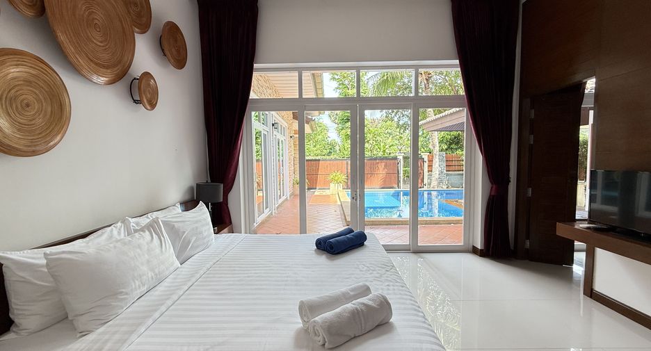 Villa en alquiler de 3 habitaciones en Mueang Phuket, Phuket