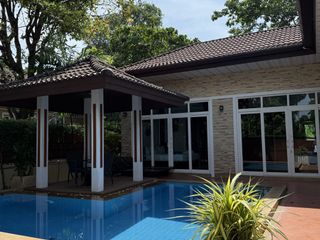 For rent 3 bedrooms villa in Mueang Phuket, Phuket
