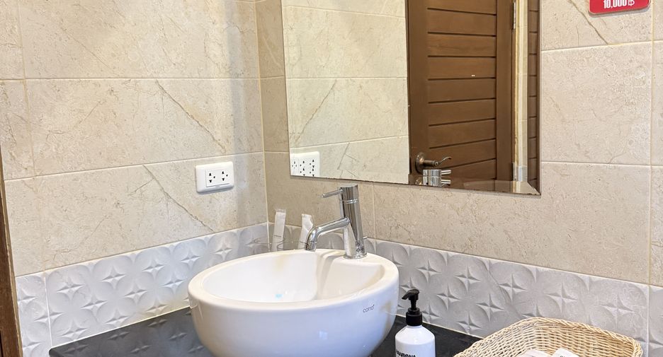 Villa en alquiler de 3 habitaciones en Mueang Phuket, Phuket