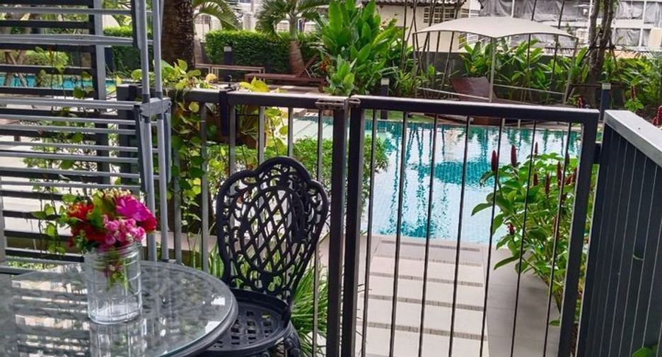 For rent 1 Beds condo in Phra Khanong, Bangkok