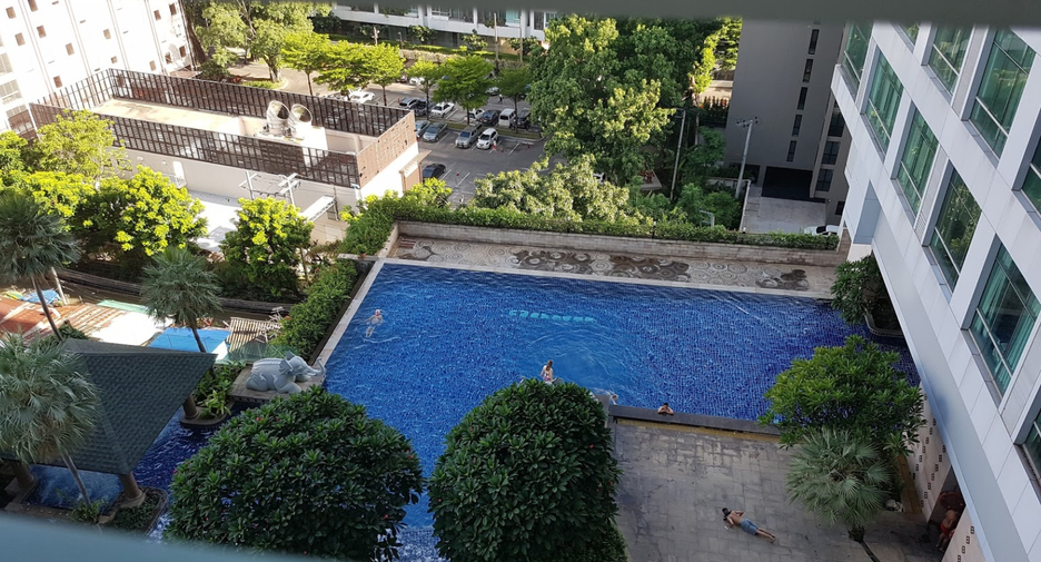 For rent 1 bed condo in Sathon, Bangkok