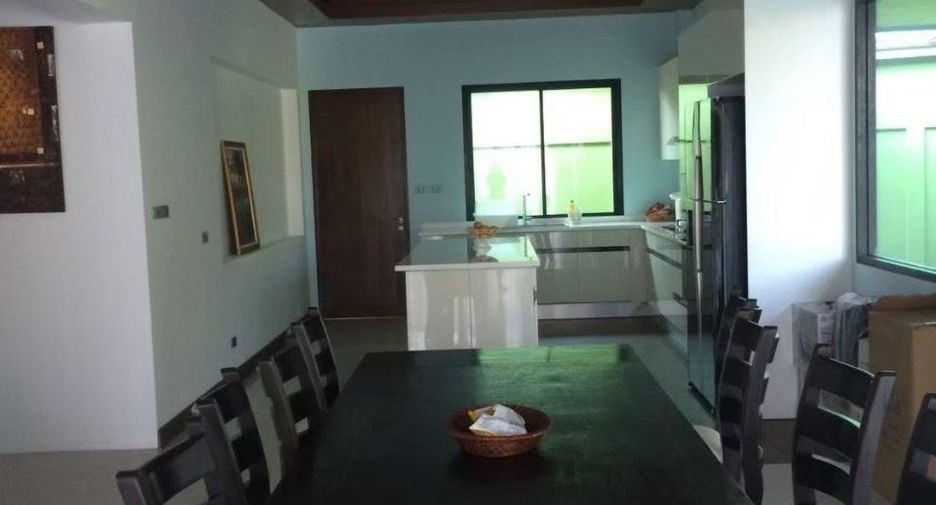 For sale 3 bedrooms villa in Thalang, Phuket