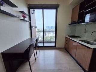 For rent 1 bed condo in Mueang Samut Prakan, Samut Prakan