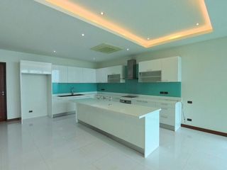 Villa zum Kauf mit 5 Zimmer in Thalang, Phuket