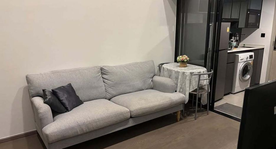 For rent 1 bed condo in Bang Rak, Bangkok