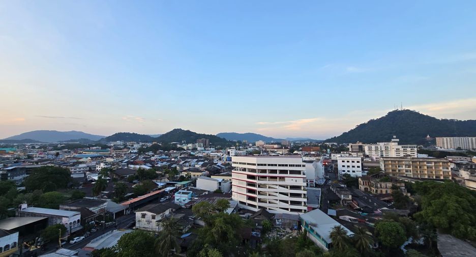 For rent 2 bedrooms condo in Mueang Phuket, Phuket