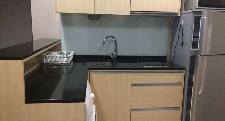 For rent 1 bed condo in Sathon, Bangkok