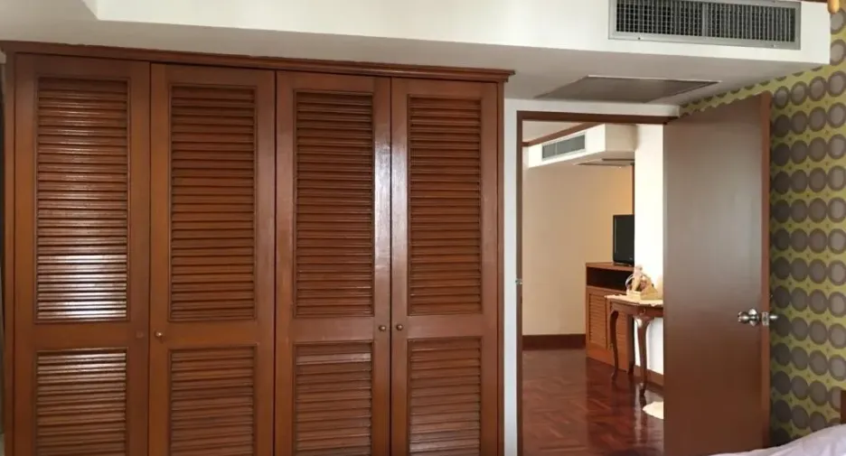 ขาย 2 ห้องนอน คอนโด ใน คลองเตย, กรุงเทพฯ
