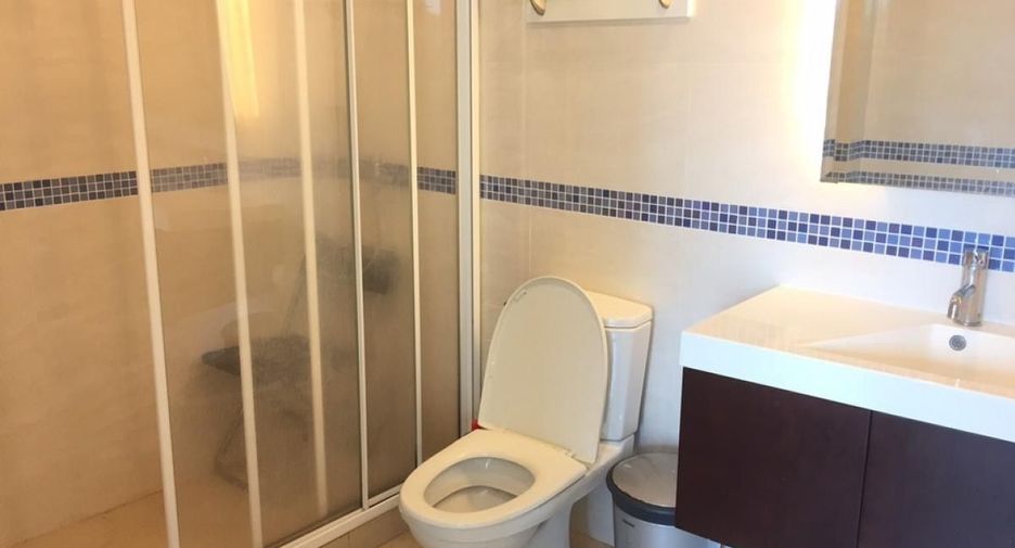 Аренда 2 спальни кондо в Кхлонг Тоеи, Бангкок
