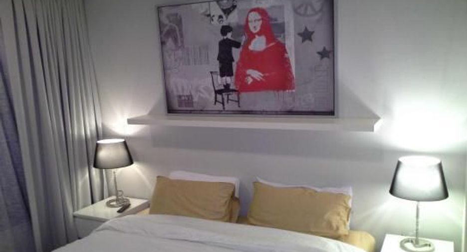 For rent 2 bedrooms condo in Pathum Wan, Bangkok