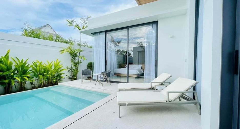 For rent 4 bedrooms villa in Mueang Phuket, Phuket