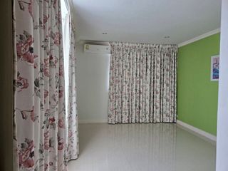 Продажа 4 спальни кондо в Суан Луанг, Бангкок