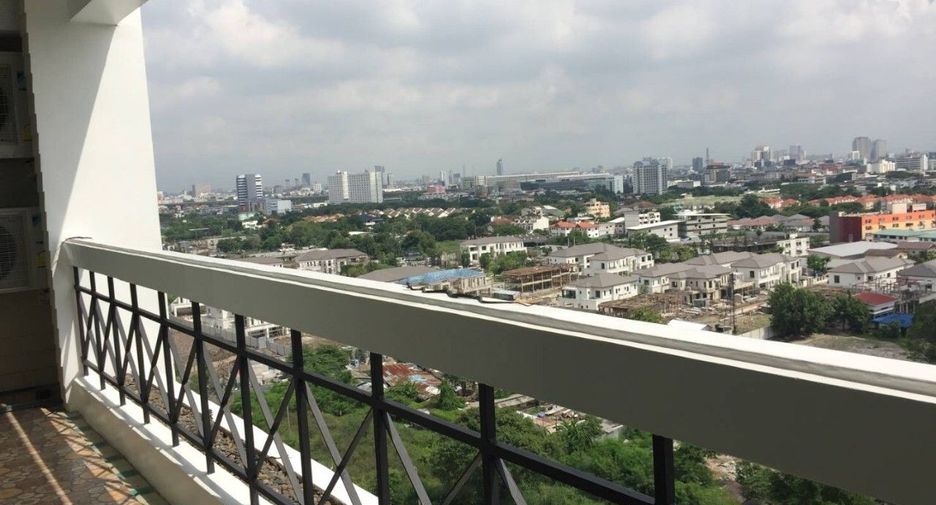 For sale 4 bedrooms condo in Suan Luang, Bangkok