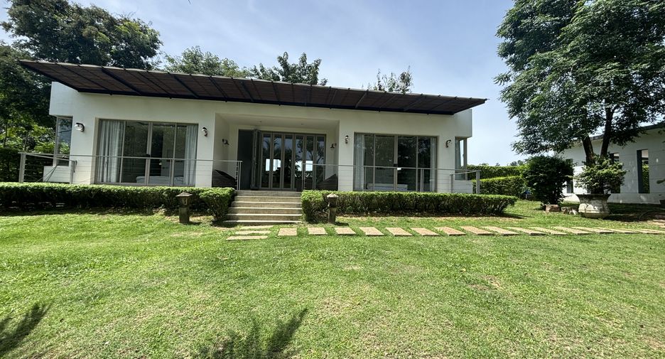 For sale 6 bedrooms house in Thalang, Phuket