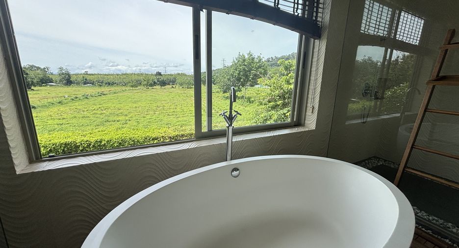 For sale 6 bedrooms house in Thalang, Phuket