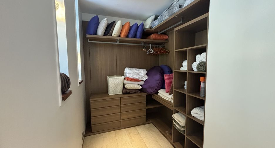 For sale 6 bedrooms house in Thalang, Phuket
