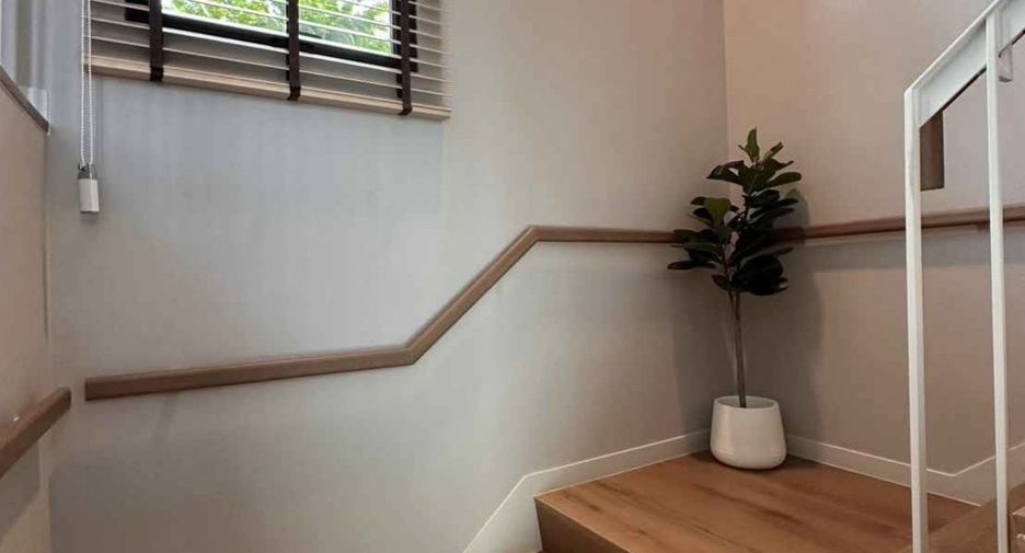 For rent 4 bedrooms house in Bang Phli, Samut Prakan