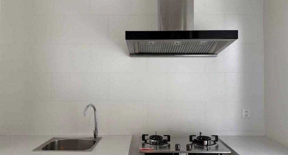 For rent 4 bedrooms house in Bang Phli, Samut Prakan