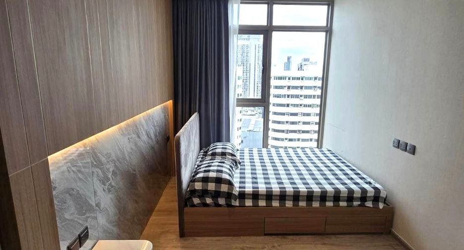 For rent 2 ベッドルーム condo in Watthana, Bangkok