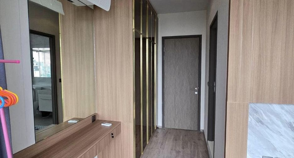 For rent 2 ベッドルーム condo in Watthana, Bangkok