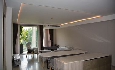 For sale 3 bedrooms condo in Watthana, Bangkok