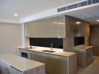 For sale 3 bedrooms condo in Watthana, Bangkok