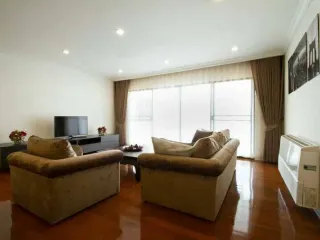 À louer 3 chambres appartement à Watthana, Bangkok