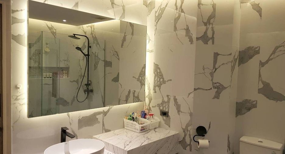 For sale 2 bedrooms condo in Bang Rak, Bangkok