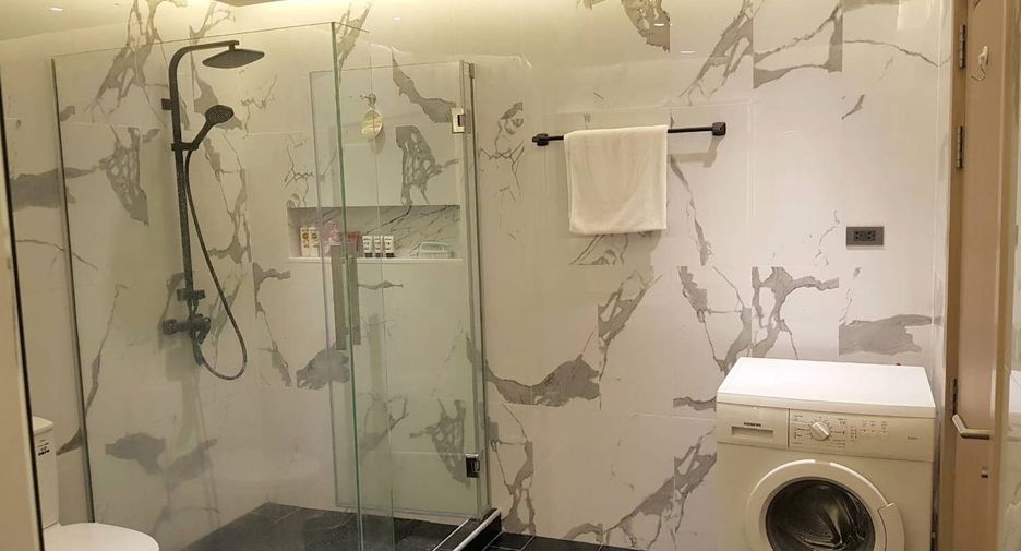 For sale 2 bedrooms condo in Bang Rak, Bangkok