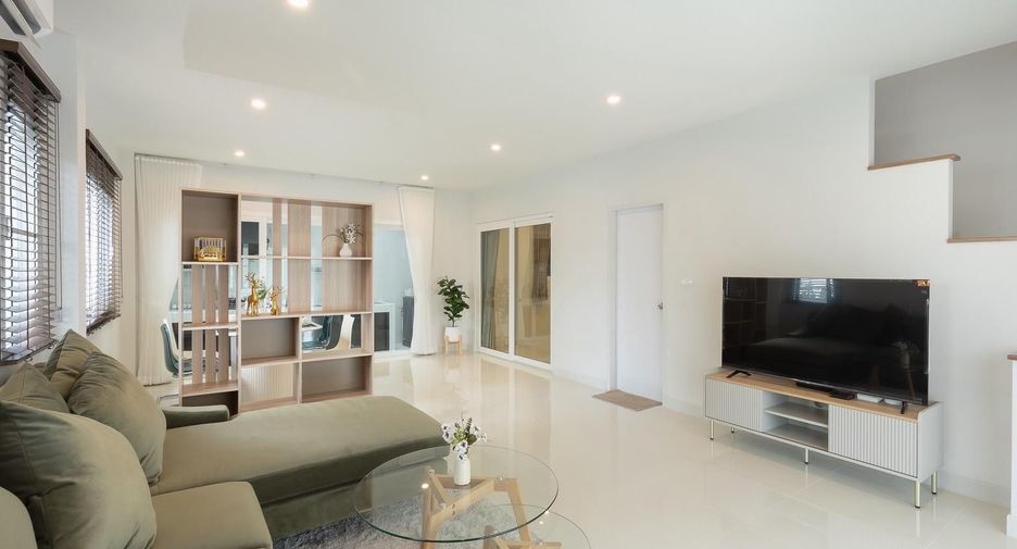 For sale and for rent 3 bedrooms house in Mueang Phuket, Phuket