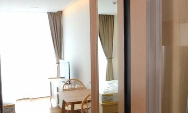 À louer studio condo à Sathon, Bangkok