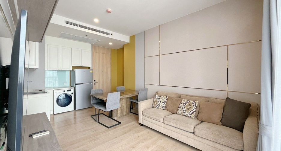 For rent 2 bedrooms condo in Watthana, Bangkok