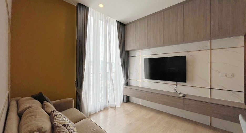 For rent 2 bedrooms condo in Watthana, Bangkok