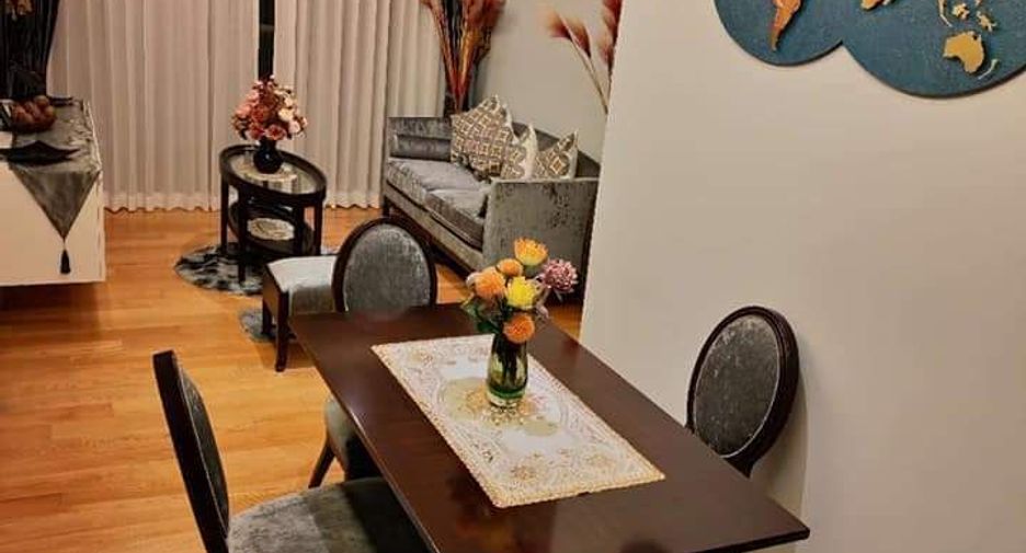 For rent 2 bedrooms condo in Watthana, Bangkok