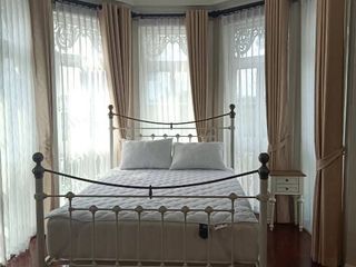 Casa en alquiler de 4 habitaciones en Bang Na, Bangkok