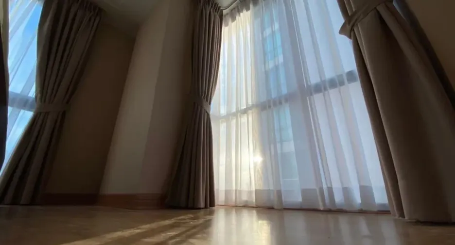For sale 2 bedrooms condo in Yan Nawa, Bangkok