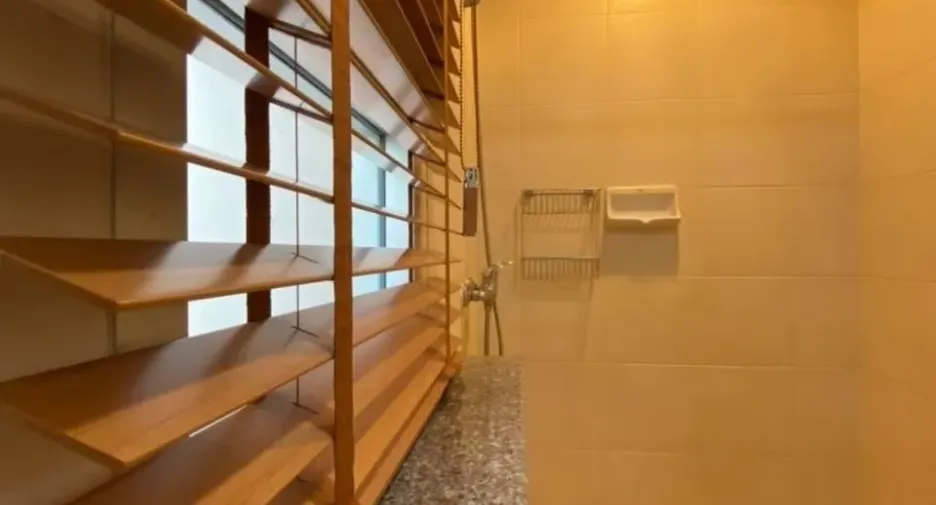 For sale 2 bedrooms condo in Yan Nawa, Bangkok