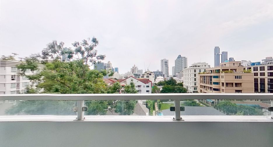 For sale 2 bedrooms condo in Watthana, Bangkok