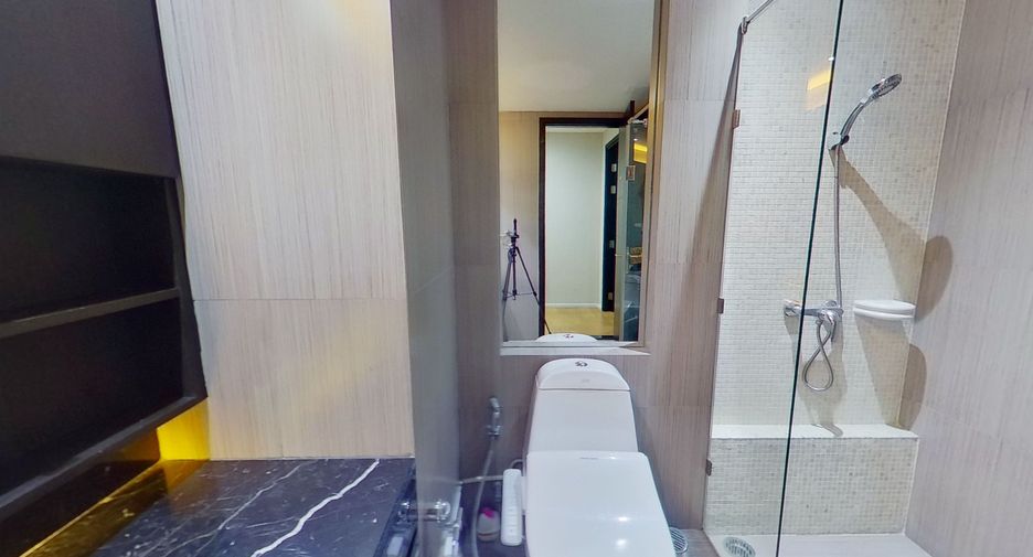 For sale 2 bedrooms condo in Watthana, Bangkok