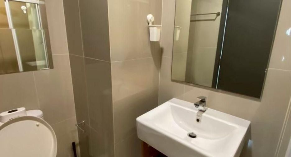À vendre et à louer studio condo à Bang Na, Bangkok