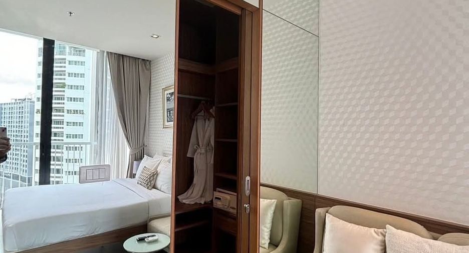 Wohnung zur Miete mit Studio in Khlong Toei, Bangkok