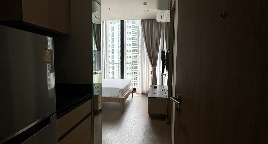 Wohnung zur Miete mit Studio in Khlong Toei, Bangkok