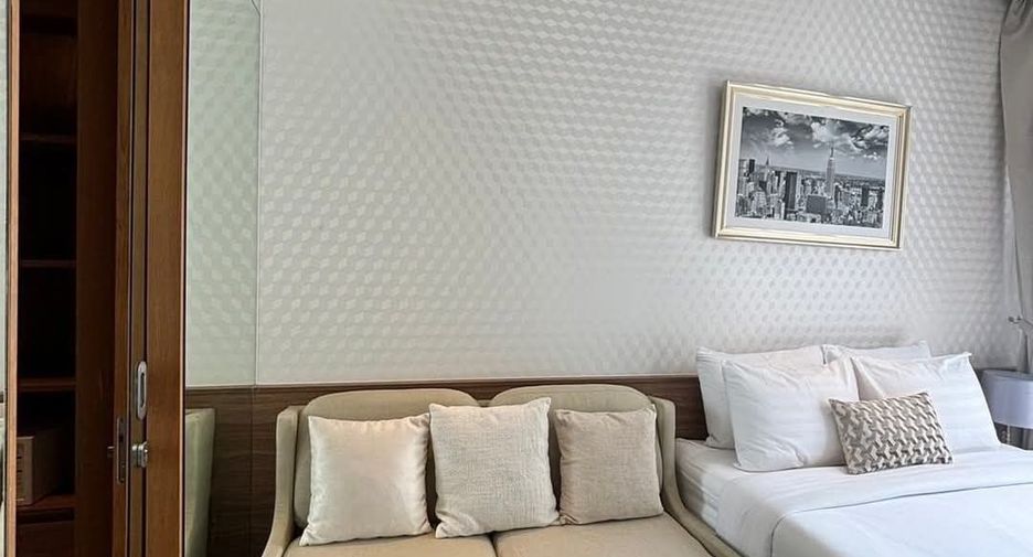 Wohnung zur Miete mit Studio in Khlong Toei, Bangkok